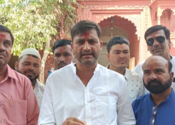 पूर्व विधायक कुणाल चौधरी ने साधा बीजेपी सरकार पर निशाना  प्रदेश में विधायकों के रिश्तेदार चल रहे हैं थाने श्री चौधरी..!