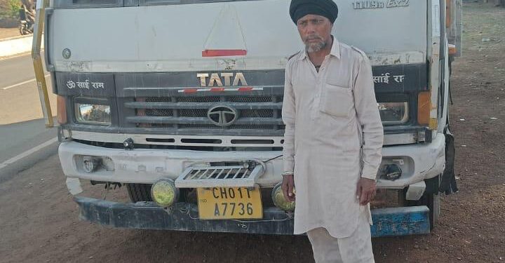 ***झिंझरी पुलिस ने शराब के नशे में ट्रक चला रहे चालक को पकडकर ,ट्रक किया जप्त , माननीय न्यायालय के द्वारा 10,000 रुपए के जुर्माने से किया गया दण्डित***