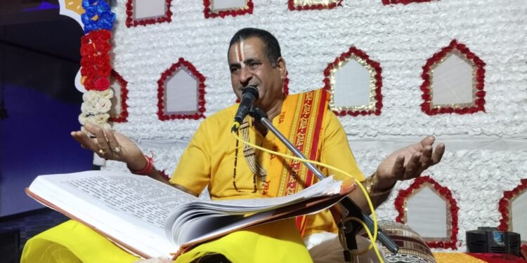 सती और पार्वती जी के अज्ञानता के अभिनय से हुआ श्रीरामचरितमानस का अवतरण