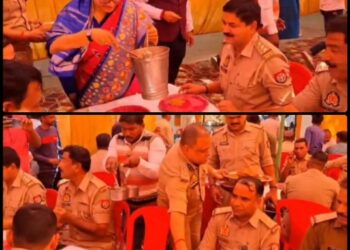 DM ने अपने हाथों से परोसा सब्जी SSP ने कचौरी…मातहतों को अधिकारियों ने बोला…थैंक्यू…|