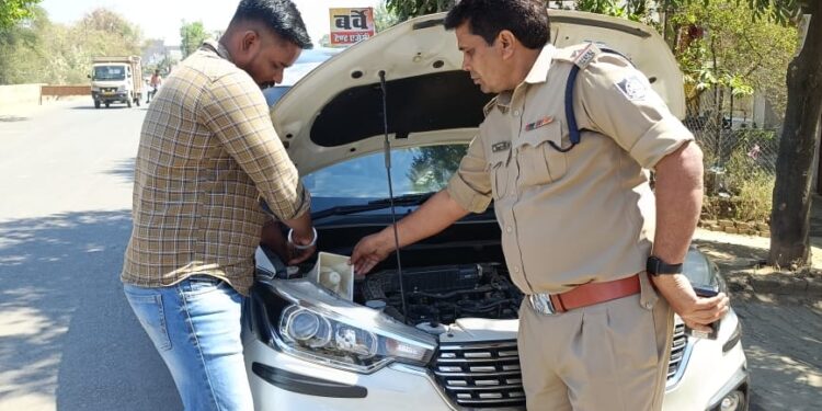 बालाघाट बालाघाट पुलिस की निजी वाहनों में हूटर, गलत नंबर प्लेट एवं नियमो का उल्लघन करने वाले वाहन चालको के विरूद्ध कार्यवाही  VIDEO