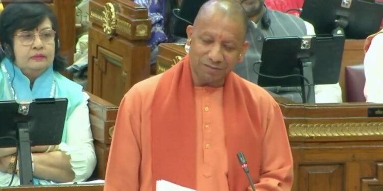 एक नाविक परिवार ने महाकुम्भ-2025, प्रयागराज में 45 दिनों में ₹30 करोड़ की कमाई की है…देखे  VIDEO