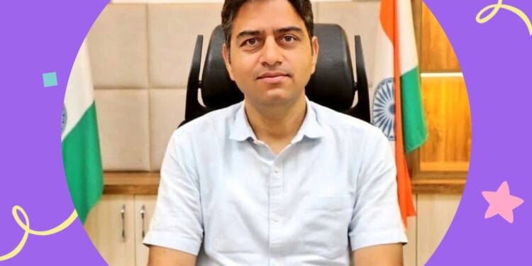तीन विद्यालयों में शौचालय निर्माण हेतु कलेक्टर श्री यादव ने 7.44 लाख की प्रशासकीय स्वीकृति की जारी