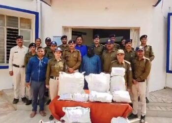 मध्य प्रदेश पुलिस ने एक मकान में छापामार कार्रवाई करते हुए 47 हजार से नशीली गोलियां