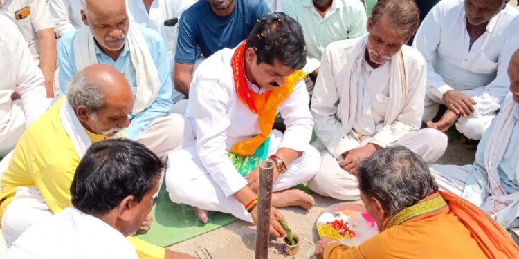 ग्राम पंचायत भैंसायागढा़ में 56 लाख के कार्यों का भूमि पूजन एवं 10 लाख के टीन शेड लोकार्पण…..।