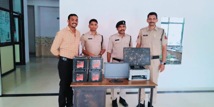 सिटी कोतवाली टीआई सौरभ पांडे के नेतृत्व में पोस्ट ऑफिस में घुसकर चोरी करने वाले चोरो को 24 घंटे के भीतर पुलिस ने किया गिरफ्तार,चोरी गया गया मशरुका कीमती करीबन 1,20,000/-जप्त…!