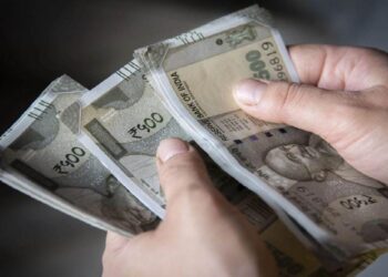 उपार्जन में लापरवाही करने वाले संस्था प्रबंधको का 10 दिन का वेतन कटेगा…!
