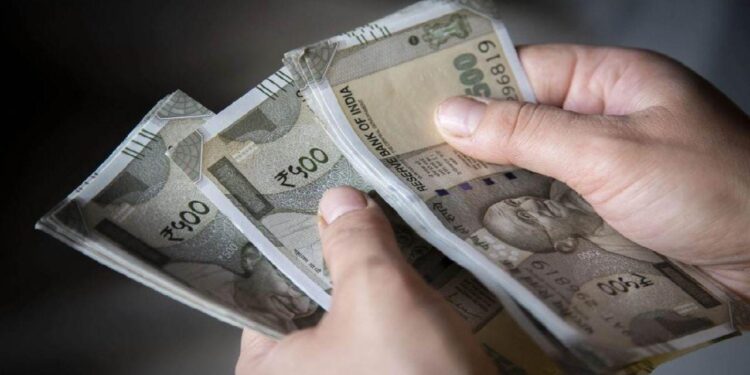 उपार्जन में लापरवाही करने वाले संस्था प्रबंधको का 10 दिन का वेतन कटेगा…!