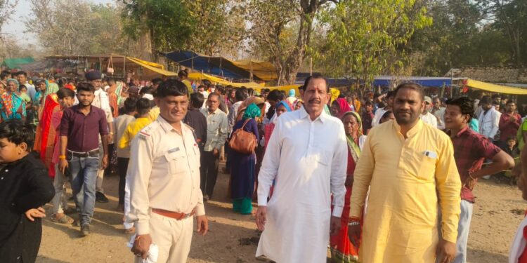 मां वीरासन मंदिर के ज्वारे के विसर्जन में उमड़ा जन सैलाब