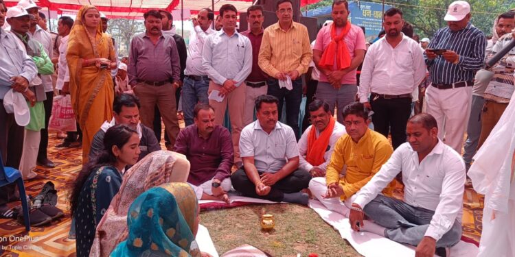 बम्हनी मडेरा में 1 करोड़ 54 लाख के विकास कार्यों का भूमिपूजन