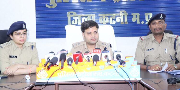 अंधे हत्याकांड का खुलासा, पुष्पा मूवी की तर्ज में कुल्हाड़ी से हत्या करने वाले आरोपी को 48 घंटे के भीतर थाना रंगनाथनगर पुलिस द्वारा पकड़ कर जेल पहुंचाया*