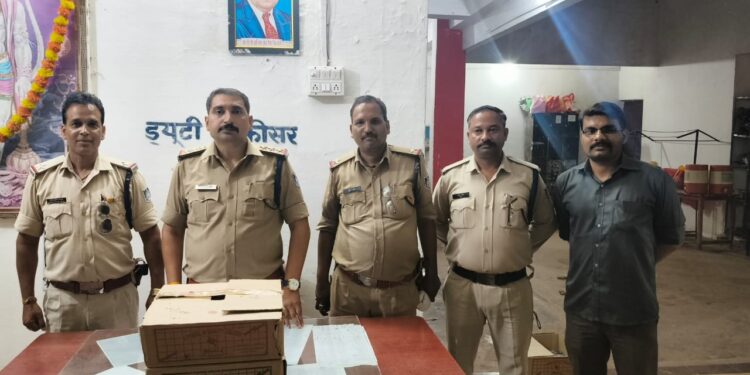 अवैध शराब के तीन ठिकानों पर स्लिमनाबाद पुलिस ने मारी रेड,