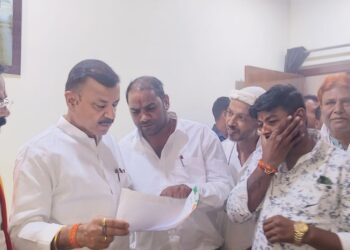 सिलौंडी मंडल अध्यक्ष ने प्रभारी मंत्री को अवैध शराब पैकारी और अवैध रेत उत्खनन बंद करने पत्र
