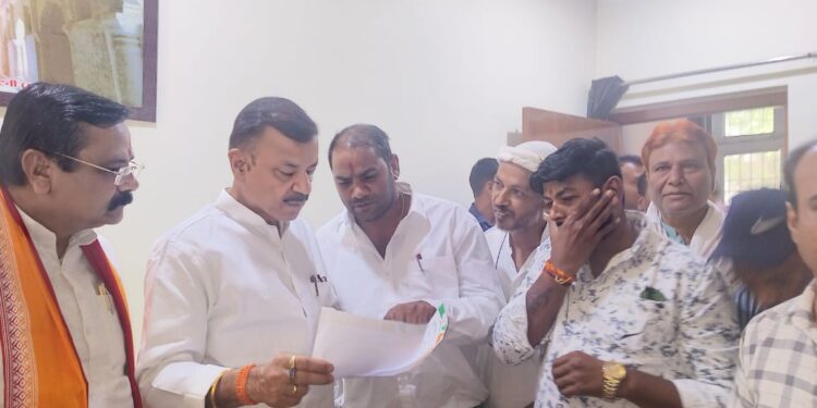 सिलौंडी मंडल अध्यक्ष ने प्रभारी मंत्री को अवैध शराब पैकारी और अवैध रेत उत्खनन बंद करने पत्र