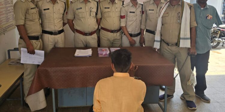 उमरियापान पुलिस ने महज 72 घण्टो के अदंर किया चोरी का खुलासा