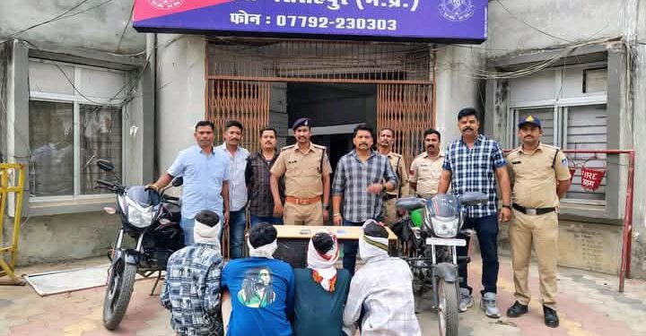 *सिंघम अवतार में कोतवाली पुलिस कोतवाली पुलिस की बड़ी कार्रवाई अपराधियों में हड़कंप का माहौल गौरव का जलवा बरकरार*