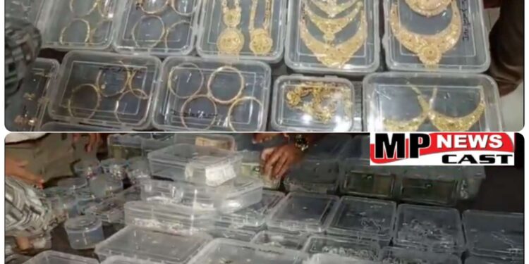 पुलिस ने खड़किया गैंग के 4 चोर पकड़े, 1 किलो सोना बरामद, चोरी का सोना गलाने वाले 1 दर्जन सुनार गिरफ्तार