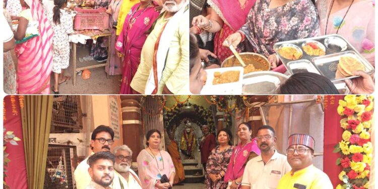 *साईं शोभा यात्रा के तीन दिवसीय कार्यक्रम में पहुँची महापौर,जयकारे लगाते हुए जुलूस में हुई शामिल* *श्रद्धालुओं को प्रसाद वितरण कर अर्जित किया पुण्य लाभ*