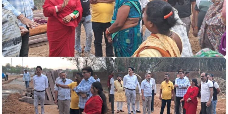 *अवैध कालोनी काटकर नाला बंद अतिक्रमण कर अवैध निर्माण की शिकायत को संज्ञान में लेते हुए महापौर श्रीमती सूरी ने की त्वरित कार्यवाही* *निगम के अधिकारी एवं क्षेत्रीय पार्षदों के साथ मौका स्थल का किया निरीक्षण*