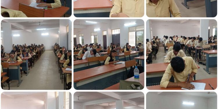तिलक महाविद्यालय में प्रायोगिक परीक्षा संपन्न।