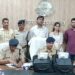 *42 लाख रूपये की दो एक्स रे मशीन की चोरी करने वाला शातिर चोर को पुलिस ने मरीज का भेष बनाकर आरोपी किया गिरफ्तार*,