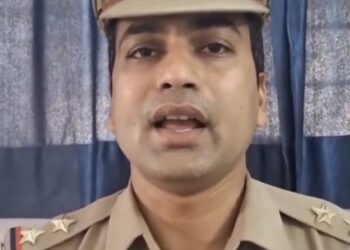 साइबर फ्रॉड ये PhonePe जैसा दिखने वाला App है जो वास्तविक PhonePe की तरह ही पेमेंट Show करता है, लेकिन वास्तव में पेमेंट होता नहीं देखे VIDEO