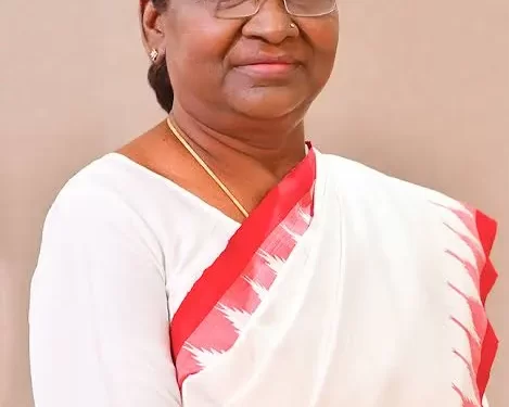 राष्ट्रपति श्रीमती द्रौपदी मुर्मू जी द्वारा वक्फ संशोधन विधेयक 2025 को मंजूरी मिलने के साथ ही अब यह अधिनियम बन गया है।