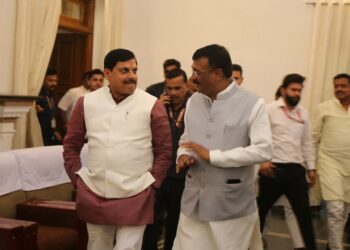 मुख्‍यमंत्री डॉ. यादव से जनप्रतिनिधियों ने किया सौजन्‍य भेंट
