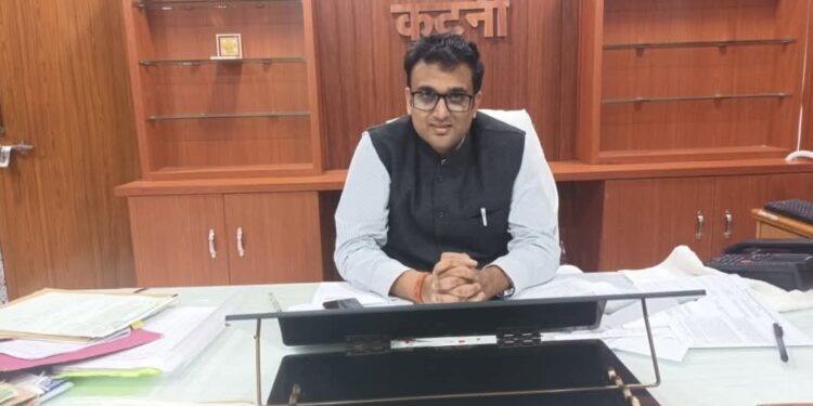 जल गंगा संवर्धन अभियान एवं मनरेगा में धीमी प्रगति पर एपीओ एवं उपयंत्रियों को नोटिस जारी