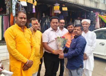सिलौंडी जागरूकता समिती अध्यक्ष धीरज जैन को भारतीय जनता पार्टी मंडल सिलौडी में सोशल मीडिया प्रभारी पद मिलने की खुशी का माहौल