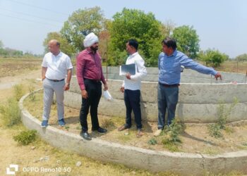 *कूप रिचार्ज पिट निर्माण में खंडवा जिले ने हासिल किया 100 फीसदी का लक्ष्य*  *जल गंगा संवर्धन अभियान अंतर्गत मिले लक्ष्य को पूरा करने वाला बना प्रदेश का पहला जिला*