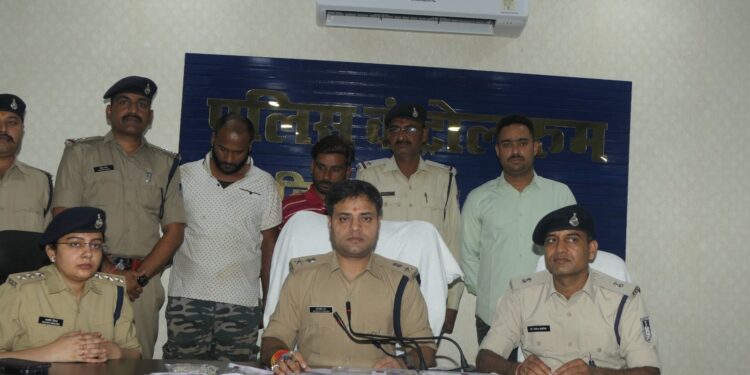 पुलिस अधीक्षक अभिजीत रंजन ने किया खुलासा