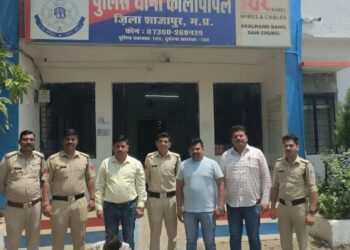 ब्रेकिंग न्यूज़:-कालापीपल पुलिस को मिली बड़ी सफलता..!  *उपनिरीक्षक रवि भंडारी की टीम ने पकड़े सुने घरों में चोरी करने वाले आरोपी को किया गिरफ्तार*