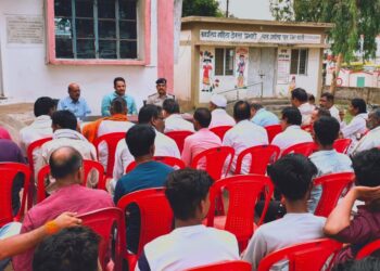 आपदा की स्थिति से निपटने के तरीकों की दिया जानकारी  उमरियापान पुलिस थाना में आपदा प्रबंधन को लेकर किया गया बैठक का आयोजन