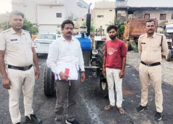 *खनिज के अवैध उत्खनन व परिवहन में शामिल ट्रेक्टर जप्त*