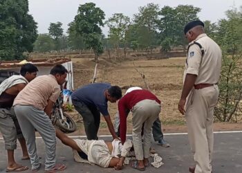 अज्ञात वाहन न मोटरसाइकिल चालक को मारी टक्कर घटनास्थल पर ही मौत,,,