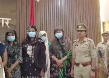 लुटेरी दुल्हन स्वीटी, नेहा, सीमा, बनकर गुलशना ने 21 साल की उम्र कीं 12 शादियां; दुल्हन समेत 9 लोग गिरफ्तार !! देखे VIDEO