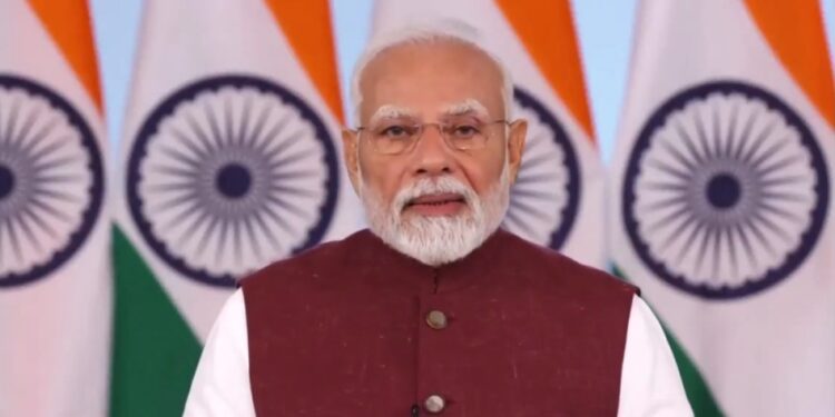 सर्जिकल स्ट्राइक और एयर स्ट्राइक के बाद, अब OperationSindoor आतंक के खिलाफ भारत की नीति है। ऑपरेशन सिंदूर ने आतंक के खिलाफ लड़ाई में एक नई लकीर खींच दी है, एक नया पैमाना, न्यू नॉर्मल तय कर दिया है