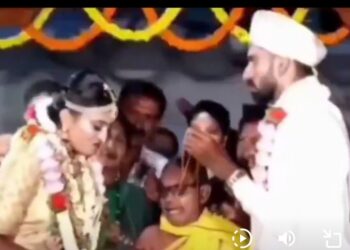 वरमाला और शादी की आधी रस्म के बाद दुल्हन का शादी से इनकार! बोली- तुमसे नहीं कर सकती शादी, मैं किसी और की हूं पुलिस प्रोटेक्शन में बॉयफ्रेंड के साथ चली गई दुल्हन!