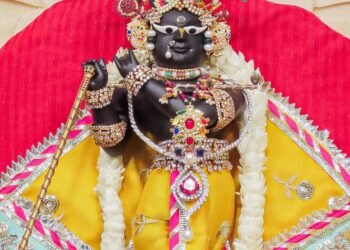 भगवान केवल प्रेम के भूखे हैं !!  वृन्दावन में बिहारी जी की अनन्य भक्त थी।