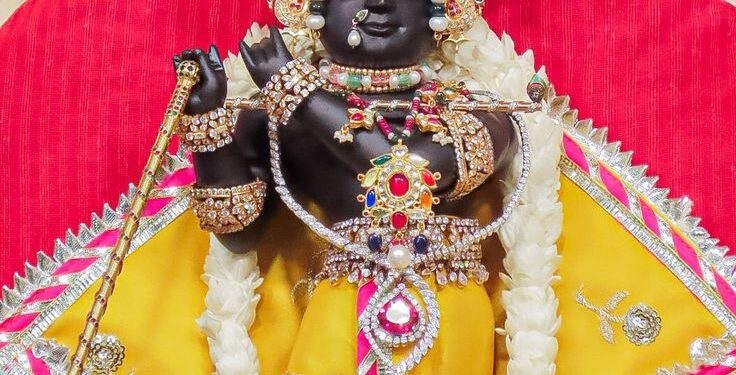 भगवान केवल प्रेम के भूखे हैं !! वृन्दावन में बिहारी जी की अनन्य भक्त थी।