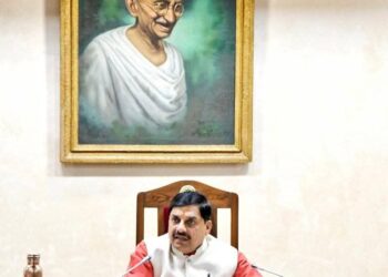 आज कैबिनेट की बैठक में प्रदेश के कर्मचारियों-अधिकारियों के 9 वर्ष से लंबित पदोन्नति के मामले का निराकरण किया।