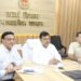 जो अधिकारी जिम्मेदारी का निर्वहन नहीं कर पा रहे उन्हें रिप्लेस करें: ऊर्जा मंत्री श्री Pradhuman Singh Tomar  फोन नहीं उठाने पर 15 अधिकारियों की वेतन वृद्धि रोकी गयी