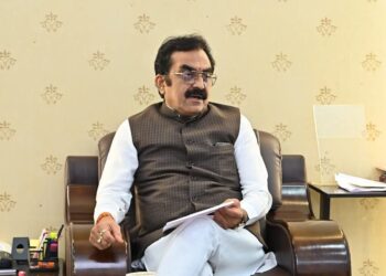लोक निर्माण विभाग द्वारा 1 जुलाई को,एक लाख पौधों का किया जाएगा रोपण. जल संरक्षण के लिए 500 लोक कल्याण सरोवरों के निर्माण का लक्ष्य निर्धारित. प्रदेशभर में 35 निर्माण कार्यों का औचक निरीक्षण. तीन कार्य असंतोषजनक पाए जाने पर कार्रवाई के निर्देश.