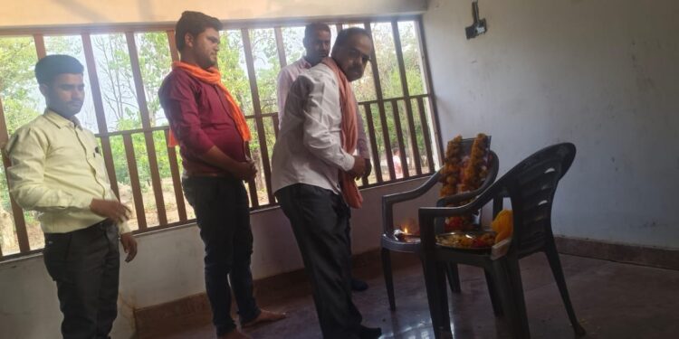 सिलौंडी के में बिरसा मुंडा बलिदान दिवस मनाया और मंडल कार्यशाला संपन्न