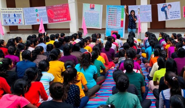 मध्यप्रदेश के आदिवासी अंचल में फैली सिकल सेल बीमारी को रोकने सारिका का प्रयास शादी के पहले सिकलसेल कुंडली का मिलान रोक सकता है सिकलसेल का फैलाव– सारिका घारू
