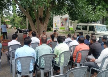 सात दिवस के अन्दर निजी स्कूल वाले सभी कागजात कम्पीट करें नहीं तो होगी”कार्यवाही”  समस्त मापदंडों और स्वीकृति के साथ ही सड़कों पर उतारे निजी स्कूले अपने वाहन…एसडीओपी निमेष देशमुख…।