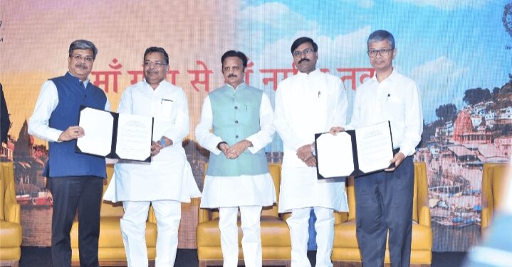 *मध्य प्रदेश में पर्यटन की असीम संभावनाएं, खुलेंगे उन्नति के नए द्वार : उपमुख्यमंत्री श्री शुक्ल* – पर्यटन को बढ़ावा देने के लिए मध्य प्रदेश और उत्तर प्रदेश के बीच हुआ एमओयू – लखनऊ में म.प्र. टूरिज्म बोर्ड के भव्य रोड शो का सफलतापूर्वक समापन – पर्यटन व्यवसायी, टूर ऑपरेटर्स और होटल इंडस्ट्री के हितधारक हुए शामिल – पर्यटन मंत्री श्री धर्मेंन्द्र लोधी एवं प्रमुख सचिव पर्यटन श्री शिव शेखर शुक्ला ने आगंतुकों को प्रदेश की पर्य़टन विशेषताओं से किया अवगत