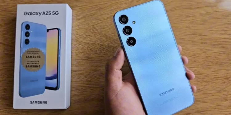Samsung का तगड़ा 5G स्मार्टफ़ोन हुआ लॉन्च, मिलेगा 8GB रैम भी