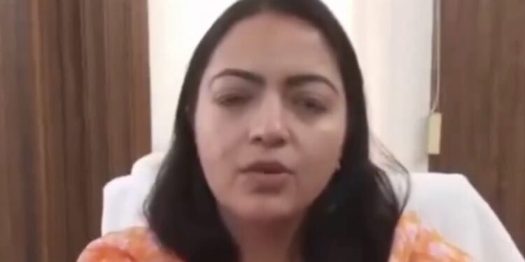 आईपीएस रचिता जुयाल ने इस्तीफे के बाद पहली बार दिया बयान !!